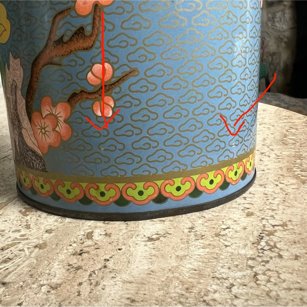 Lovely Vintage Daher Tin - Picture 7 of 9